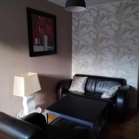 Chambre D'Hote Familiale De La Maison Bleue Lanvallay Екстериор снимка