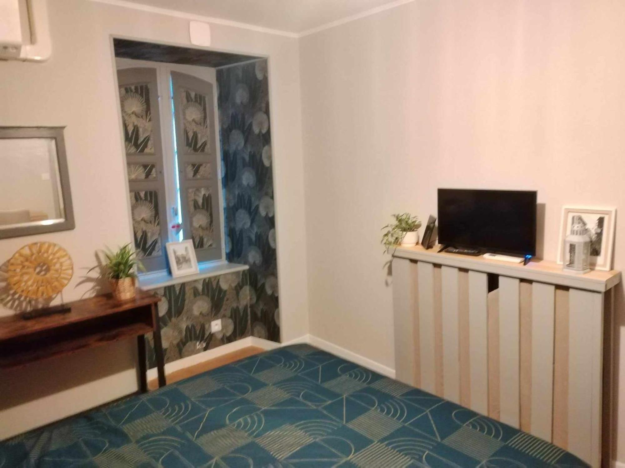 Chambre D'Hote Familiale De La Maison Bleue Lanvallay Екстериор снимка